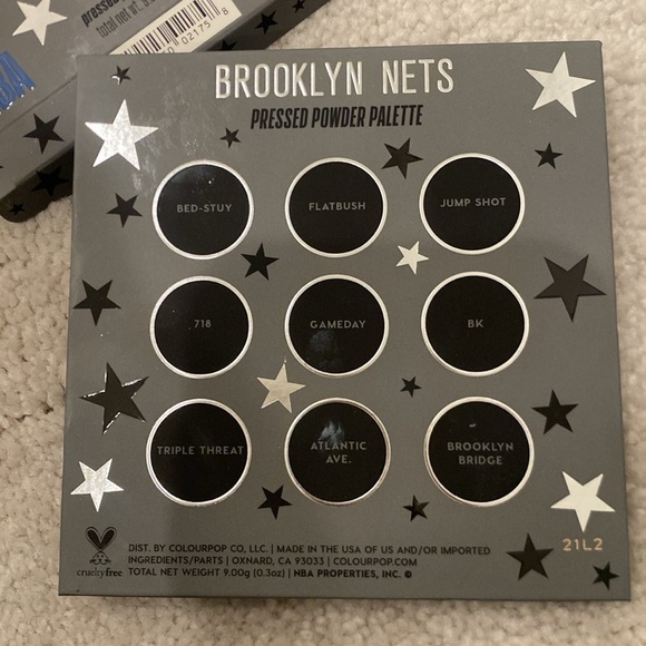 ColourPop Brooklyn Nets eyeshadow palette - Picture 6 of 6
